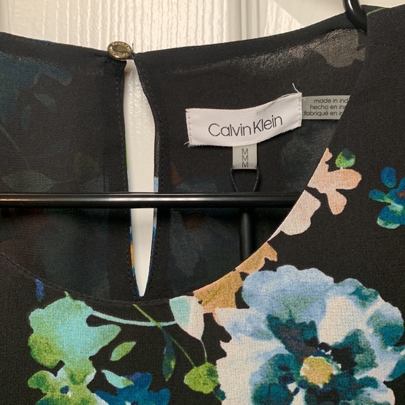 Calvin Klein Blouse - Picture 3 of 4